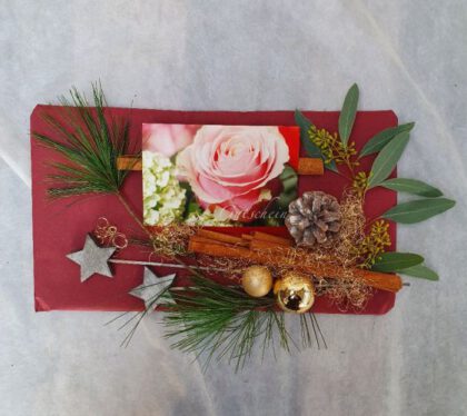 Gutschein, weihnachlich verpackt